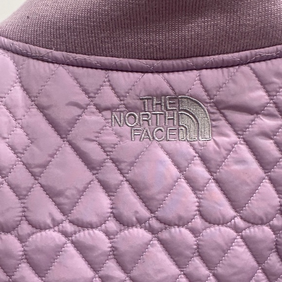 The North Face NF Lavender Quilted Coat XL Women’s Pristine Bomber Style Jacket - Picture 9 of 10